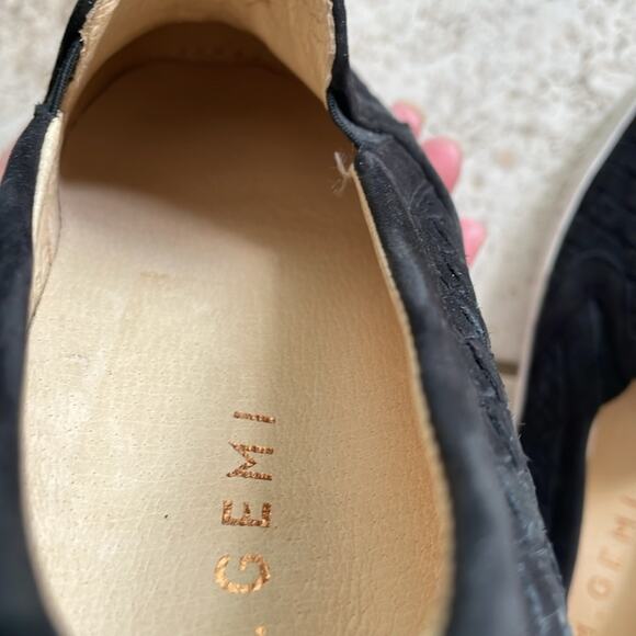 M. GEMI The Cerchio Slip on Sneaker Black Nubuck - Picture 14 of 14